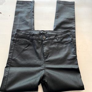 Apperloth stretchy leather look black jeggings M